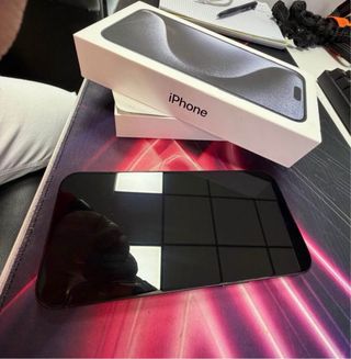 iPhone 15 Pro Max Space Gray 89% Batería