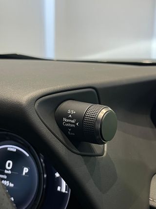 LEXUS UX 250H F-Sport Cuero 4WD - 2022