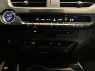 LEXUS UX 250H F-Sport Cuero 4WD - 2022