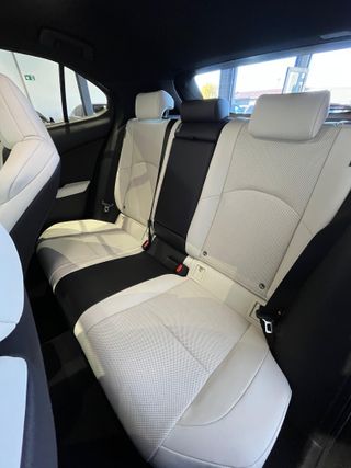 LEXUS UX 250H F-Sport Cuero 4WD - 2022