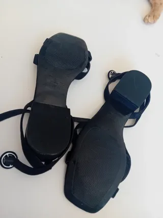 Sandalias Mango tacón bajo ancho negras