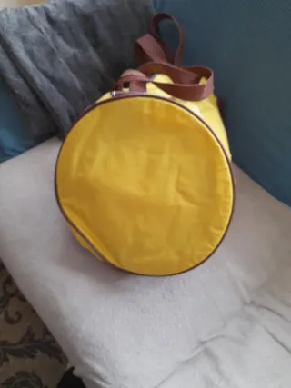 Mochila Movistar Vintage Amarilla