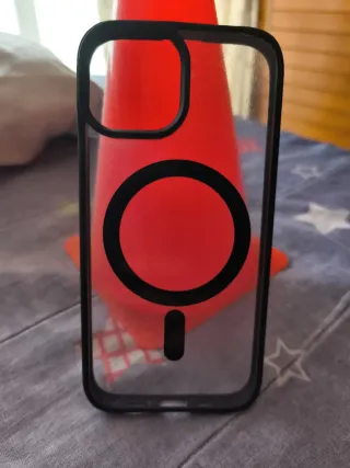 Funda iPhone Transparente MagSafe