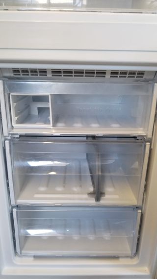 Frigorífico Whirlpool 1.90x60 No Frost