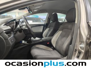Toyota Avensis 150D Advance 105 kW (143 CV)