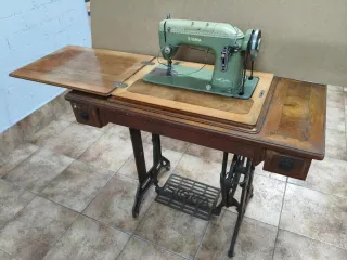 Máquina de coser Sigma verde