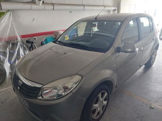 Dacia Sandero 2008 muy pocos kms
