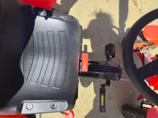 Kart a pedales rojo