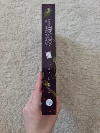 A una traición de perdernos