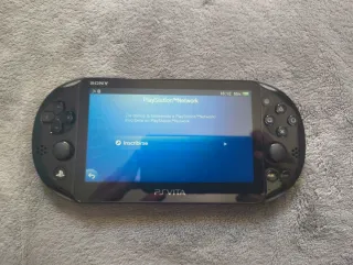 PS Vita Slim 2000 Negra