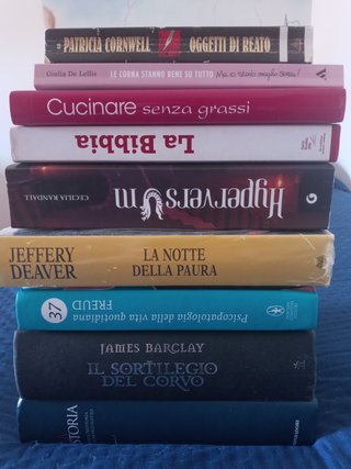 Lotto 9 libri vari