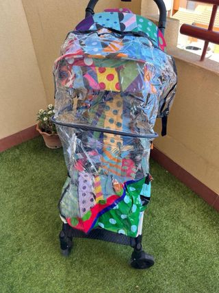 Silla de paseo MacLaren colorida
