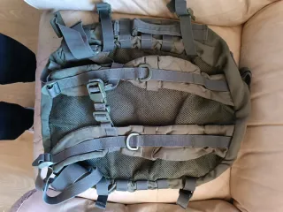 Mochila Táctica Caza Highland Tactical 25L Verde O