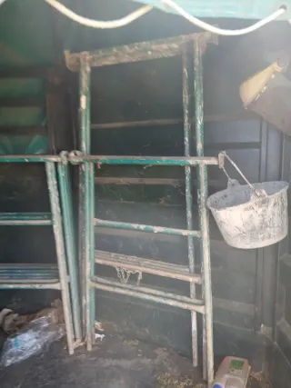 Burrillas de construcción metálicas