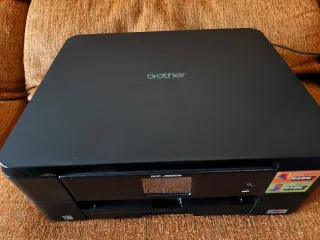 Impresora Brother DCP-J562DW Negra