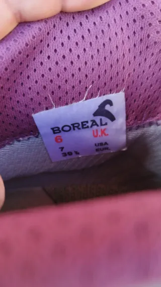 Botas Boreal Siana Morado Piel Serraje.