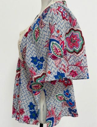 Top ZARA Estampado Paisley Crochet Talla S