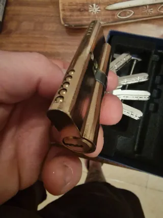 Bombín Cerradura y Llaves