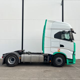 IVECO S-WAY 460