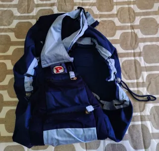 Mochila para porteo bebé, nuevo, marca Prémaxx.