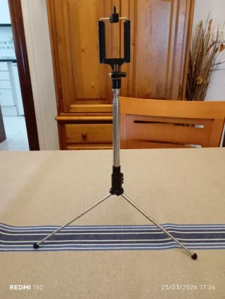 Palo Selfie Trípode TaoTronics Inalámbrico