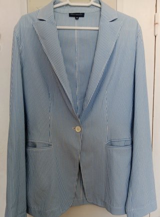 A. DOMINGUEZ Traje Blazer T 40 y Pantalón T 42.