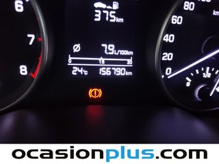 Hyundai Elantra 1.6 MPI Style Auto 94 kW (128 CV)