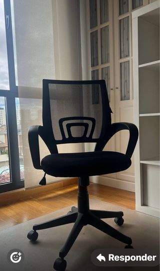 Sedia da studio ergonomica nera
