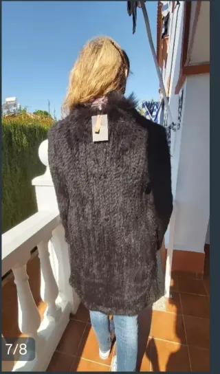 Abrigo tres cuartos piel conejo trenzada marrón