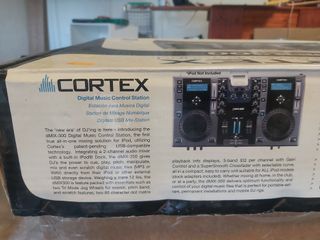 Cortex dMIX-300 Mesa de Mezclas DJ iPod