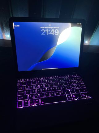iPad Air 11" 2024 512GB M2 + Cover, Tastiera Mouse