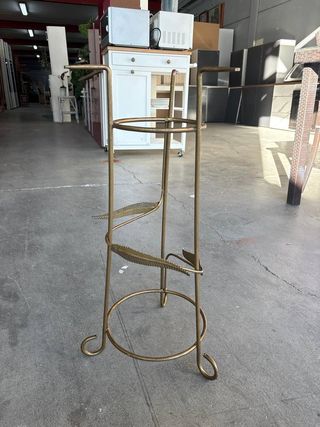 SOPORTE PARA MACETAS