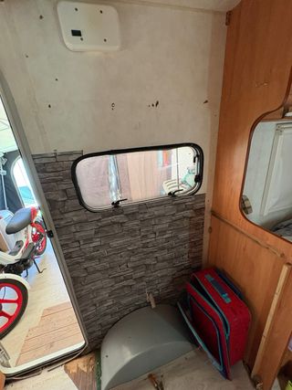 Caravana con papeles