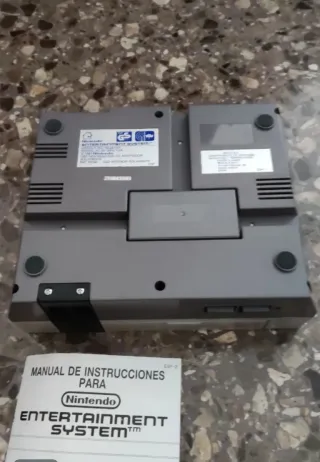 Clásica Nintendo NES Action Set Consola + Accesori