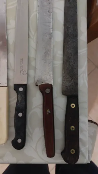 Set 9 coltelli affettati/carne/pane anni 80 Vintag