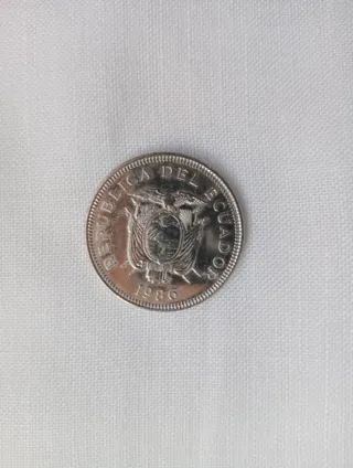 Billete 10 Sucres Ecuador 1988 y moneda de 1 sucre