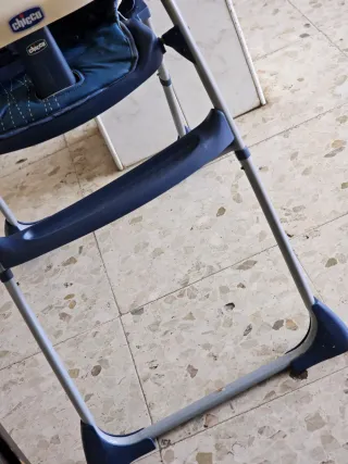 Trona Chicco con estampado de ranas