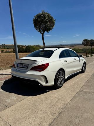 Mercedes-Benz Clase CLA 45 AMG 2014