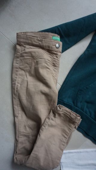 Sudadera champions Pantalón 2 Camisetas 8-10 años