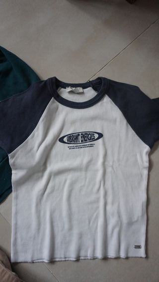 Sudadera champions Pantalón 2 Camisetas 8-10 años