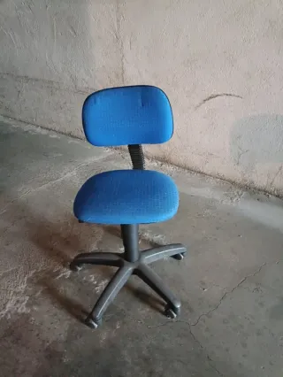 Silla de escritorio infantil azul
