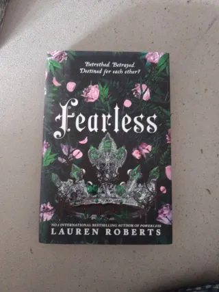 Pack de 4 libros de Powerless - Lauren Roberts