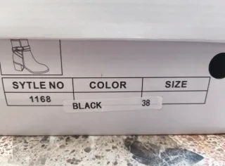 Botas de cuero negras