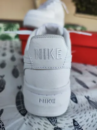 Nike Court Vision Alta blancas