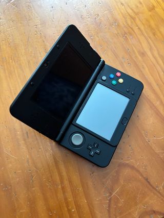 CON JUEGOS! Nuova Nintendo 3DS Nera + Caricatore