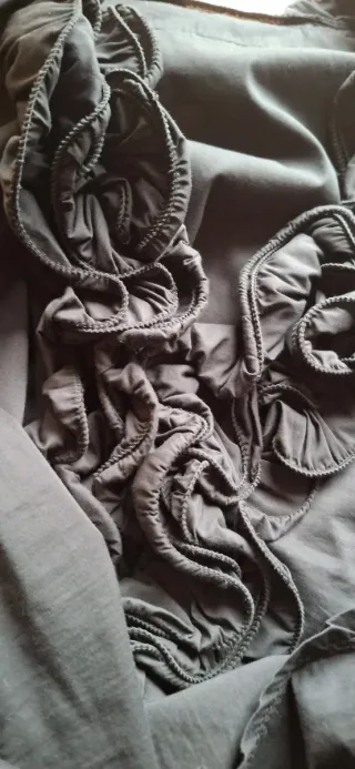 Camisa flamenca negra con volantes
