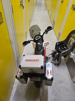 Ducati HyperCross Oficial 12v - eléctrica - niños