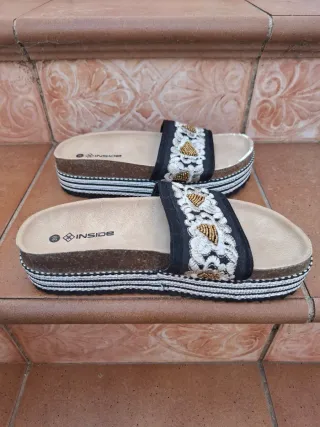 Sandalias Inside bordadas T39