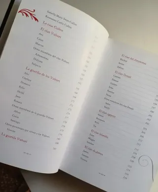 Saga Crepúsculo: Guía oficial ilustrada, Alfaguara