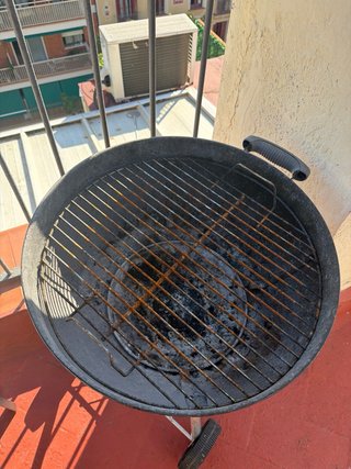 Barbacoa Weber Negra y Plateada